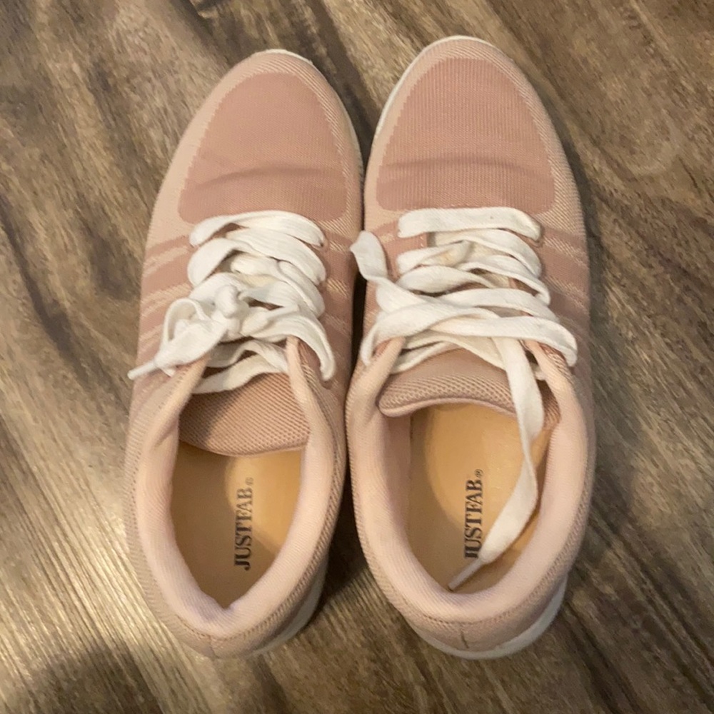 A beige sneaker